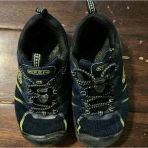 Toddler Keen Tennis Shoes